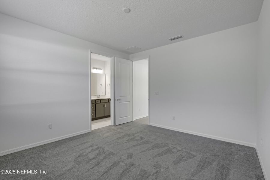 Spacious, unfurnished interior of a new home in , St. Augustine (Image 16).