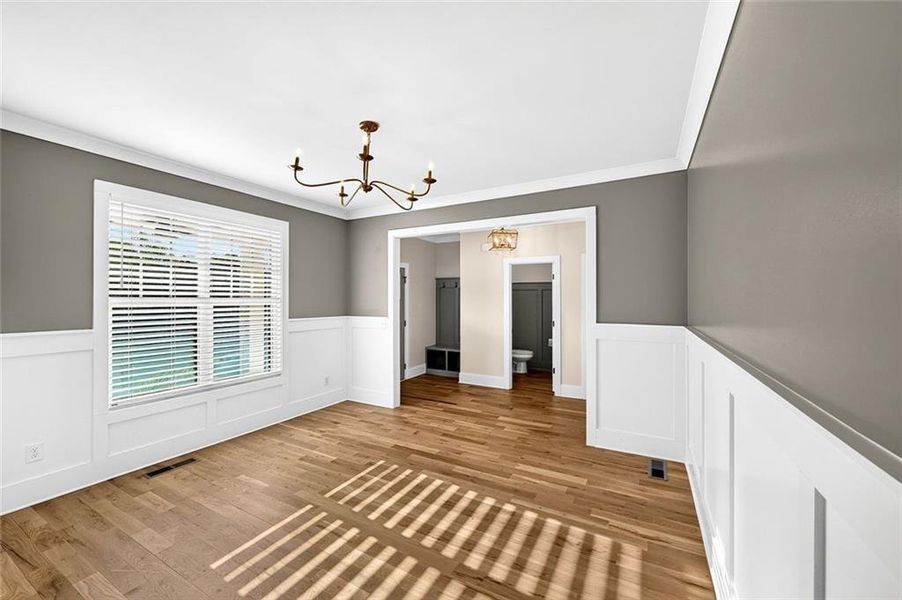 Spacious, unfurnished interior of a new home in , Bishop (Image 63).