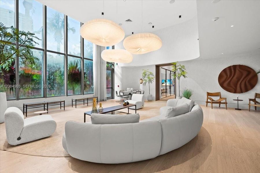 Community amenities in , Miami (Image 39).