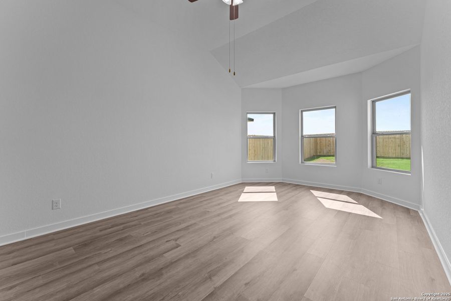 Spacious, unfurnished interior of a new home in Paloma Park, Converse (Image 24). Spacious, unfurnished interior of a new home in Paloma Park, Converse (Image 24).
