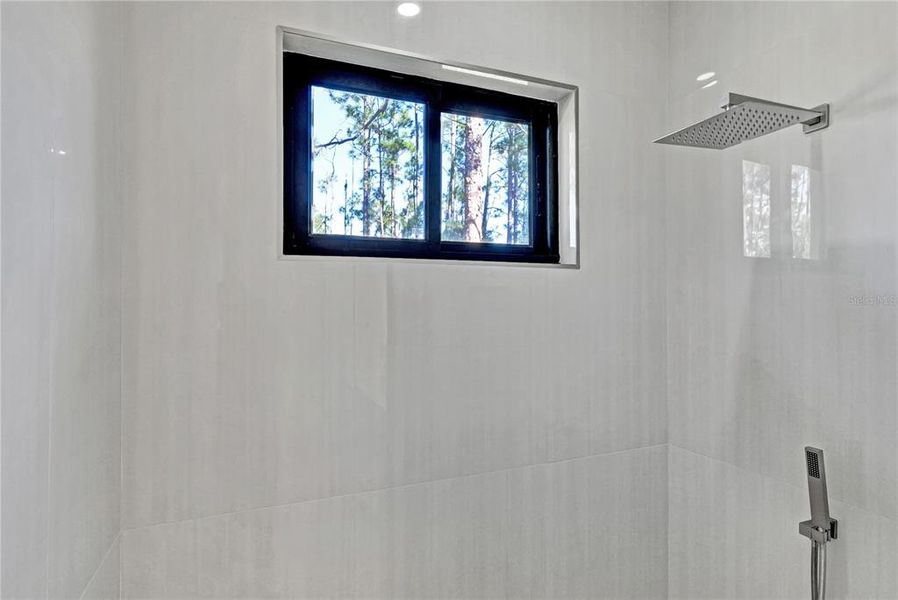 Close-up of interior finishes inside a home in , North Port (Image 19). Close-up of interior finishes inside a home in , North Port (Image 19).