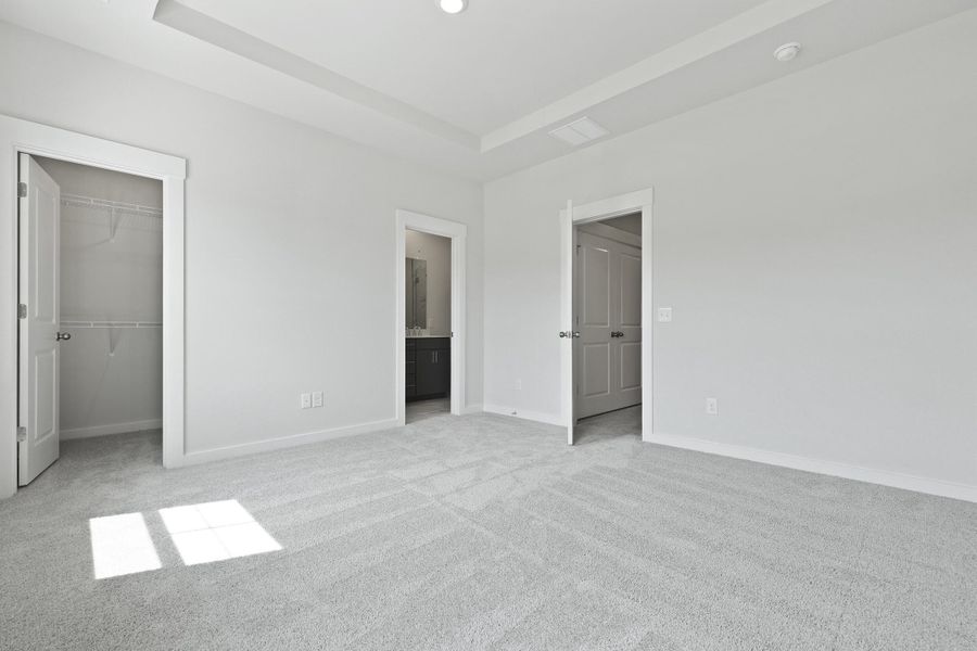Spacious, unfurnished interior of a new home in Nexton, Summerville (Image 14).