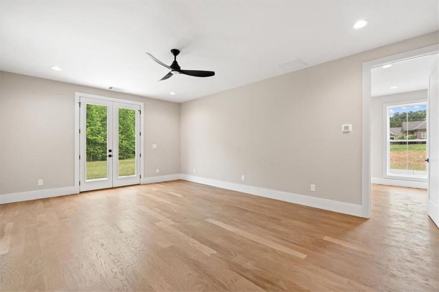 Spacious, unfurnished interior of a new home in , Bremen (Image 50).