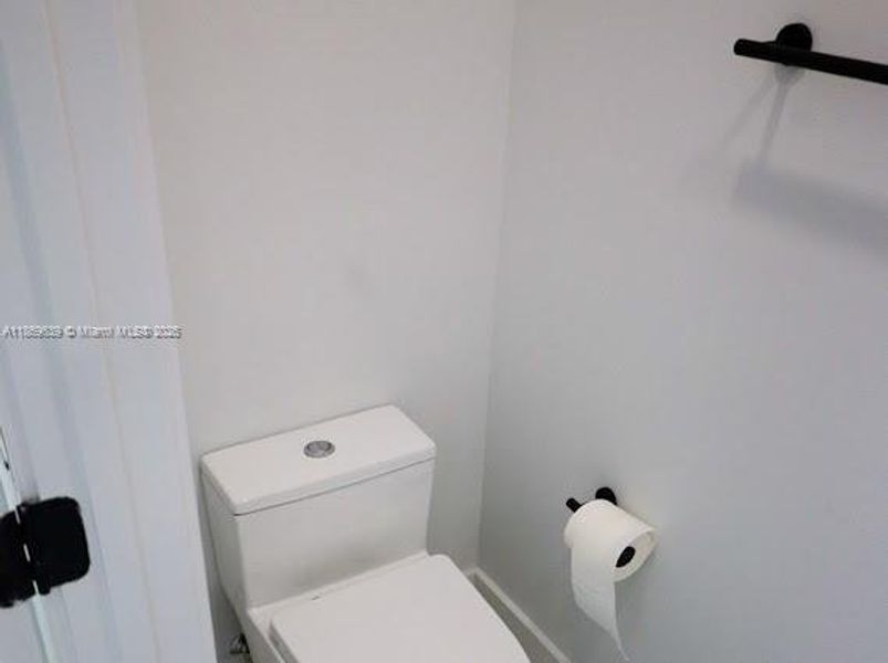 Image 34 of a home in .