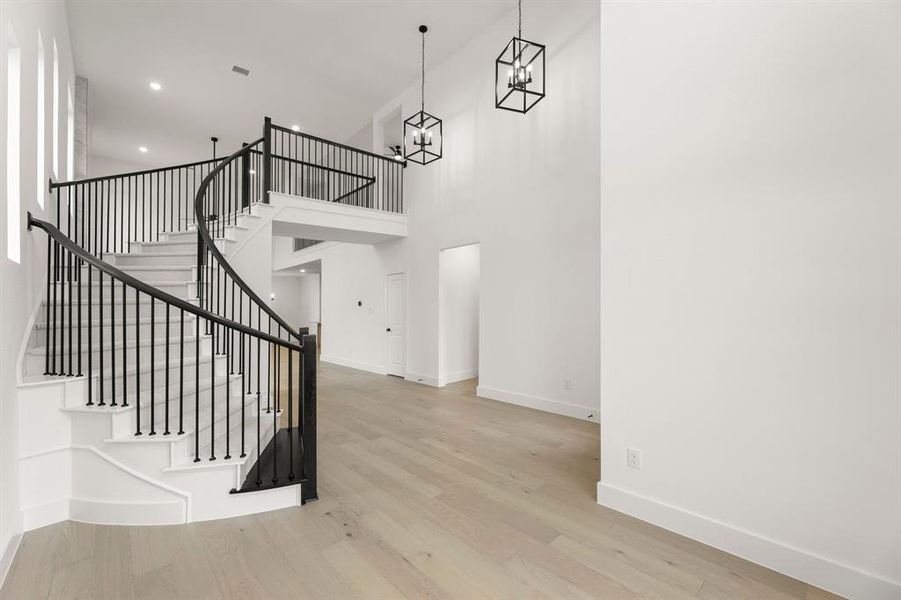 Spacious, unfurnished interior of a new home in Trails at Cottonwood Creek, Rowlett (Image 31).