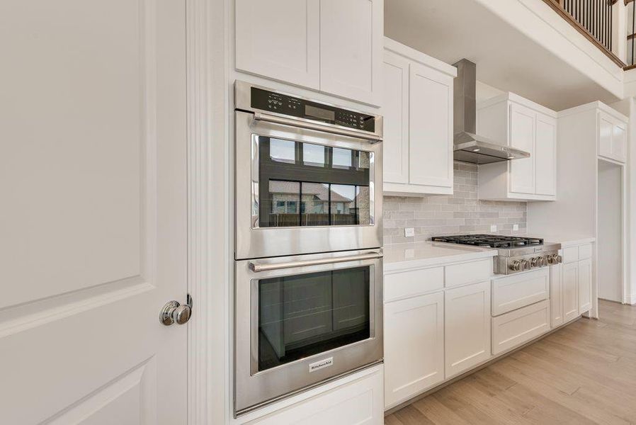 Furnished interior view inside a new home in South Pointe, Mansfield (Image 5).