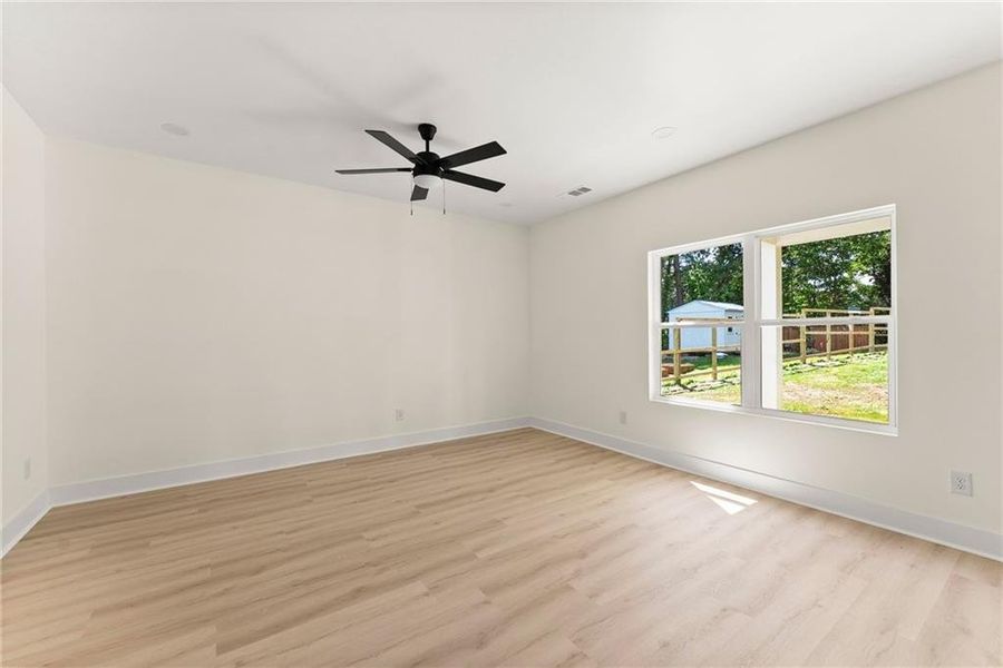 Spacious, unfurnished interior of a new home in , Clarkesville (Image 31).