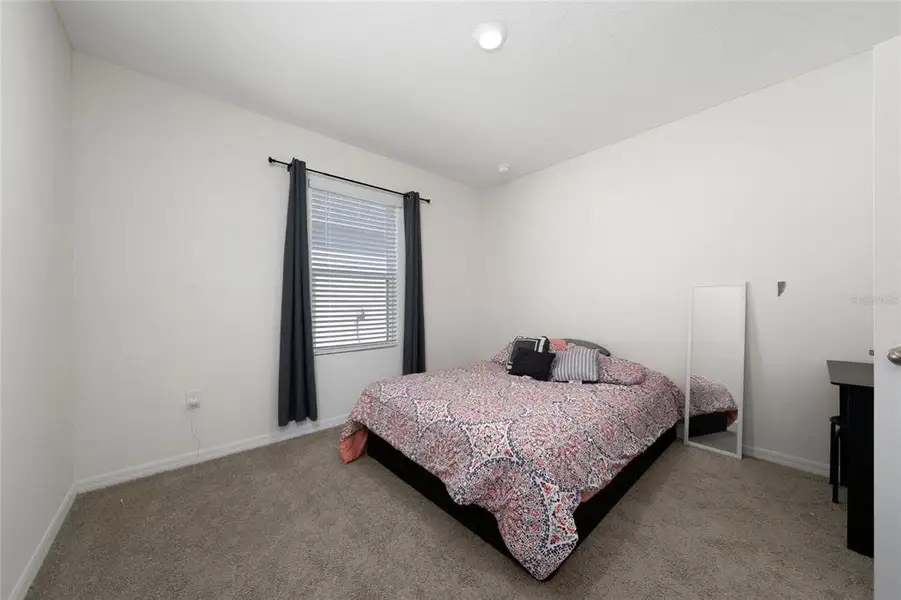 Furnished interior view inside a new home in , Umatilla (Image 6).