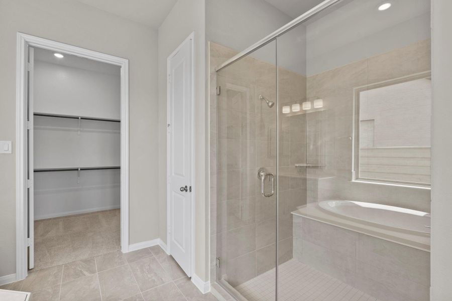 Furnished interior view inside a new home in Pomona, Manvel (Image 12).