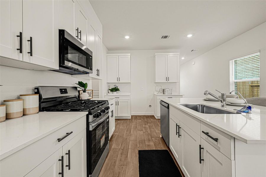 *Images and 3D tour are for illustration only and options may vary from home as built.