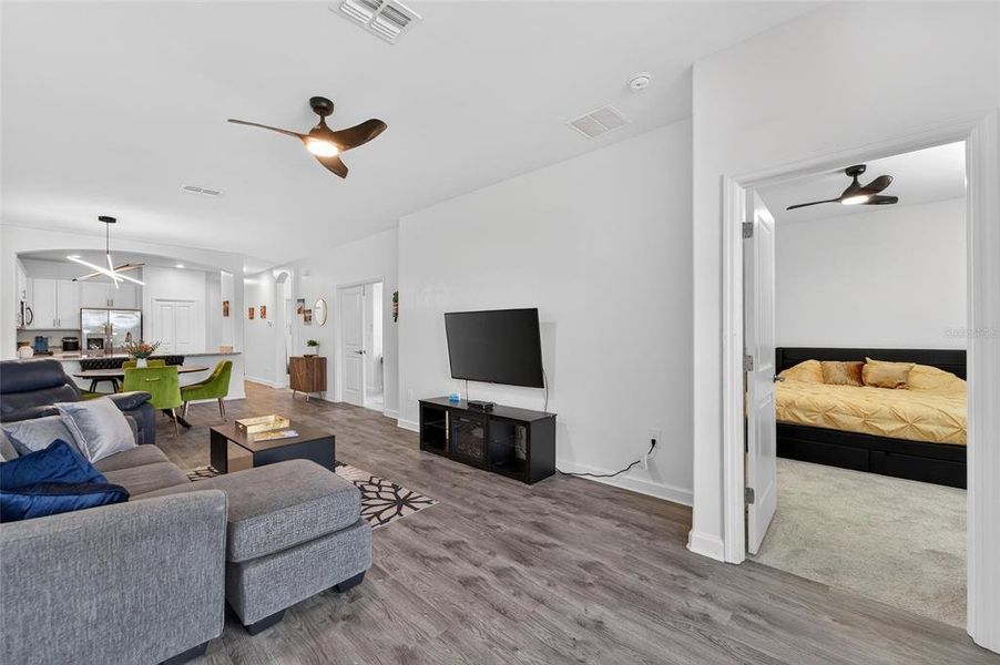 Furnished interior view inside a new home in , Bradenton (Image 30).