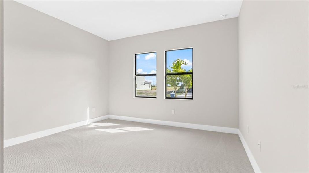 Spacious, unfurnished interior of a new home in Cresswind Lakewood Ranch, Lakewood Ranch (Image 23).