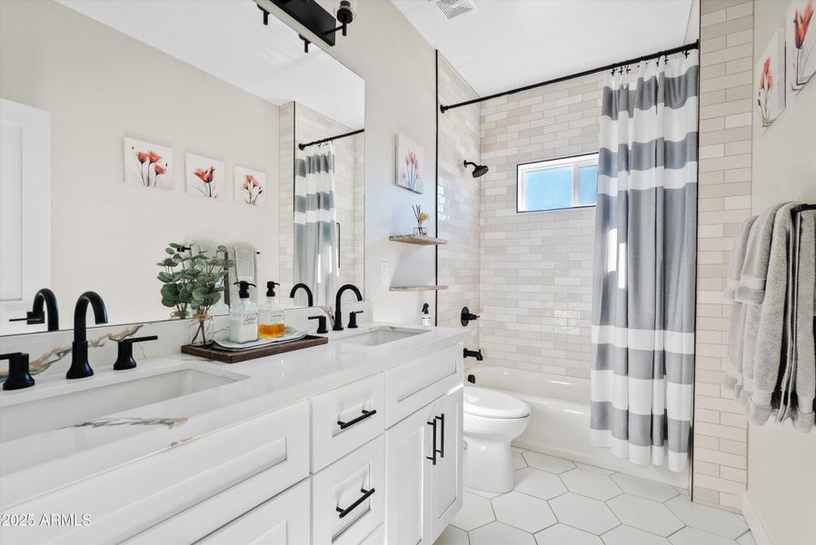 18-DSC02489 18-DSC02489