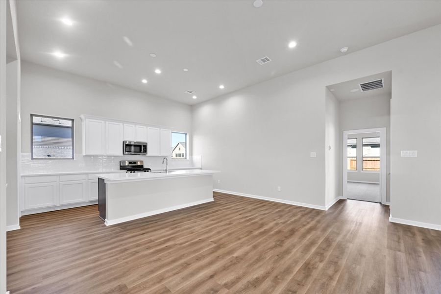 Image 35 of a home in Canterra Creek  60'.