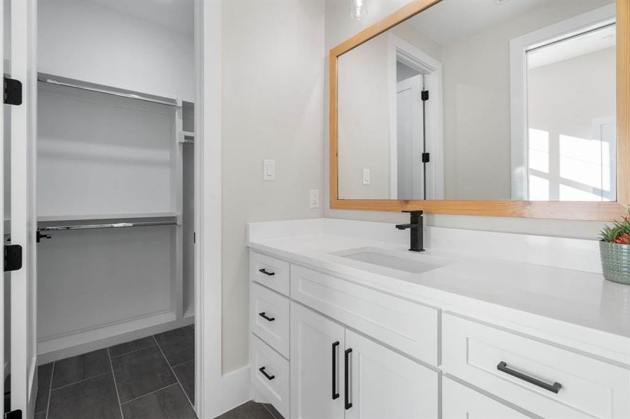 Furnished interior view inside a new home in , Weatherford (Image 9).