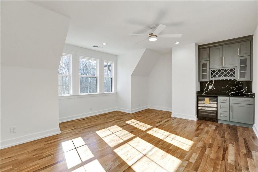 Spacious, unfurnished interior of a new home in , Gainesville (Image 52).