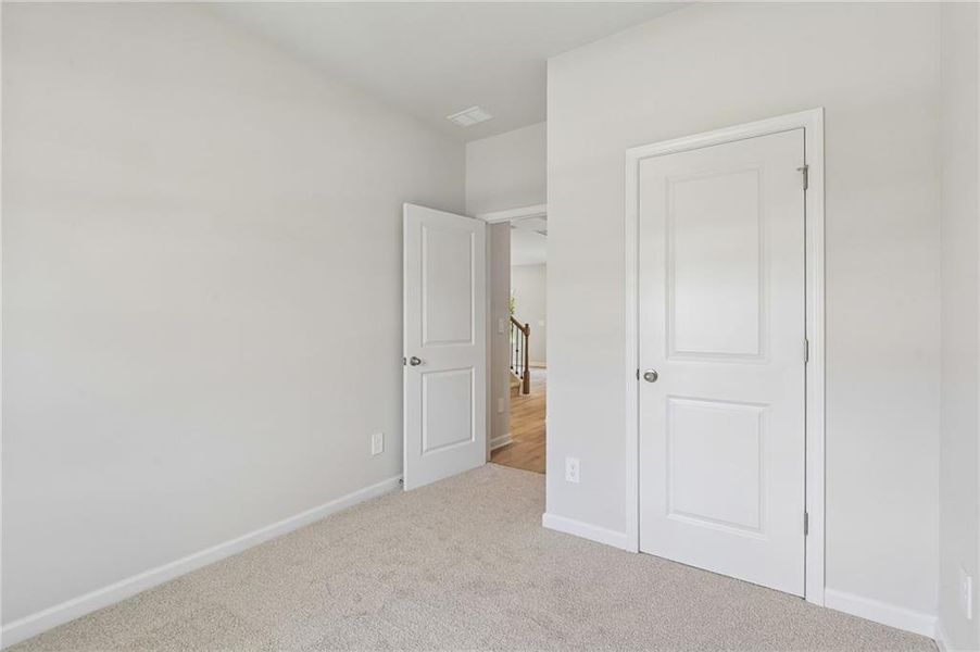 Spacious, unfurnished interior of a new home in Manning Mill, Adairsville (Image 45). Spacious, unfurnished interior of a new home in Manning Mill, Adairsville (Image 45).