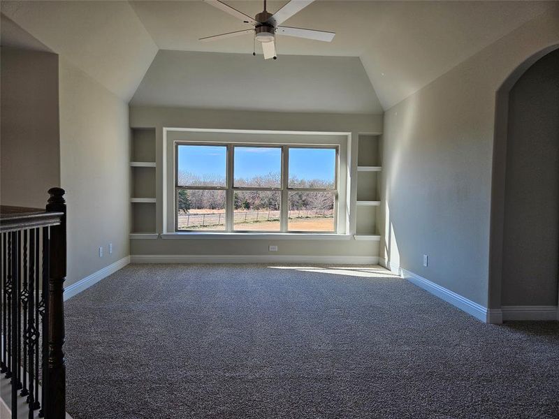 Spacious, unfurnished interior of a new home in Pecan Grove, Whitesboro (Image 14).