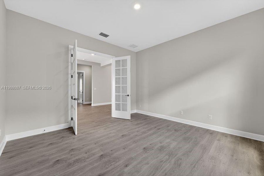 26891 Victoria Place - Ready Now!