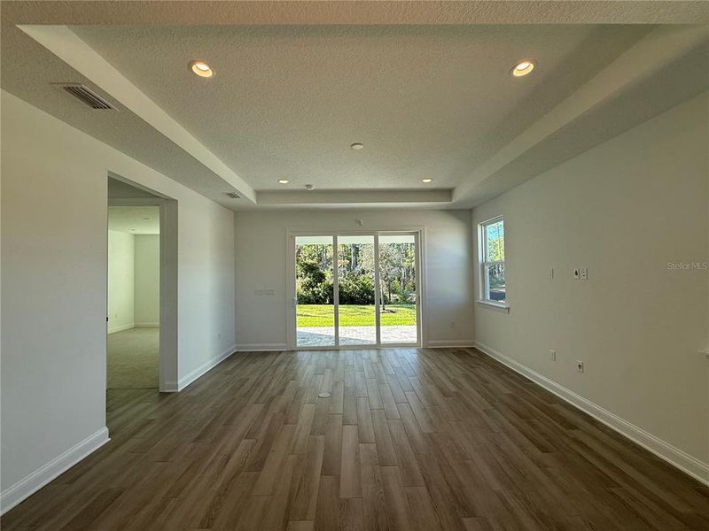 Spacious, unfurnished interior of a new home in , Palm Coast (Image 10).