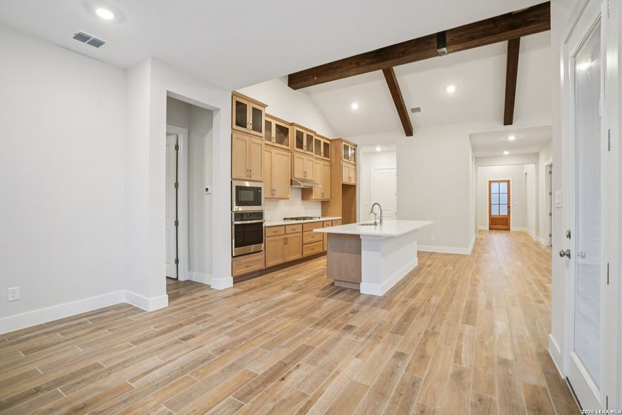 Furnished interior view inside a new home in Meyer Ranch, New Braunfels (Image 7).
