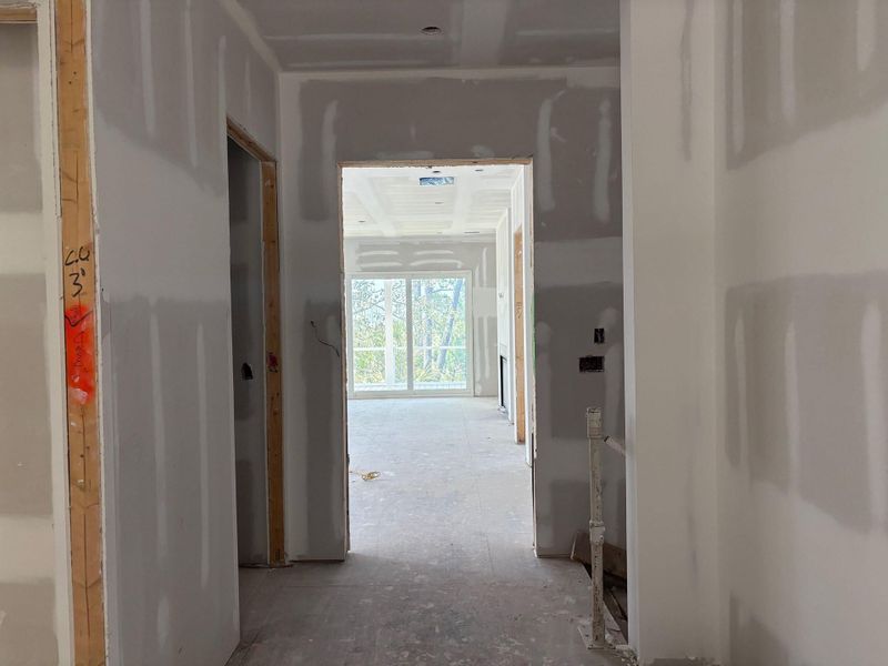 Spacious, unfurnished interior of a new home in The Preserve at Pennys Creek, Johns Island (Image 31).