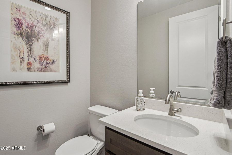 15-web-or-mls-W Monterey Way-S2511-015