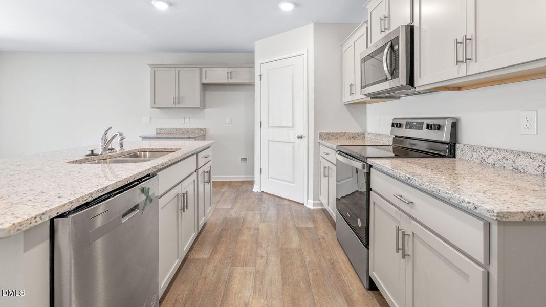 545 Leven Drive-10 545 Leven Drive-10