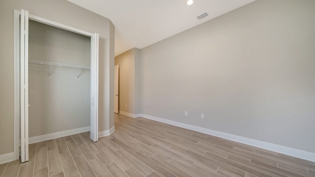 Spacious, unfurnished interior of a new home in Grand Palm, Venice (Image 27). Spacious, unfurnished interior of a new home in Grand Palm, Venice (Image 27).