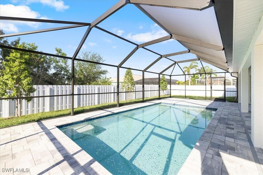 Image 37 of a home in Cape Coral.