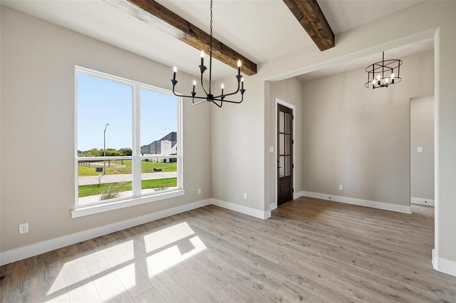 Spacious, unfurnished interior of a new home in Rocky Top Ranch, Reno (Image 16). Spacious, unfurnished interior of a new home in Rocky Top Ranch, Reno (Image 16).