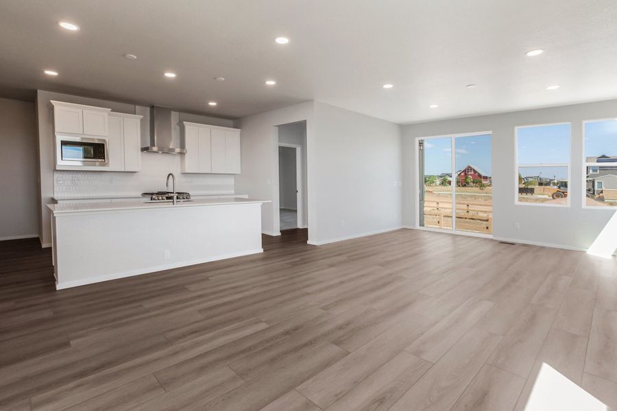 Spacious, unfurnished interior of a new home in Trailside, Timnath (Image 27). Spacious, unfurnished interior of a new home in Trailside, Timnath (Image 27).