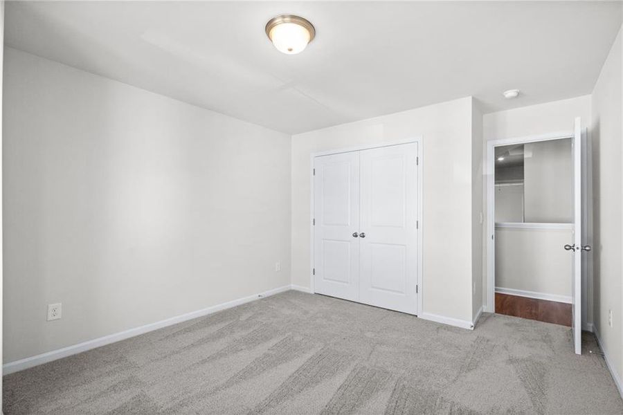 Spacious, unfurnished interior of a new home in The Village at Shallowford, Kennesaw (Image 35).