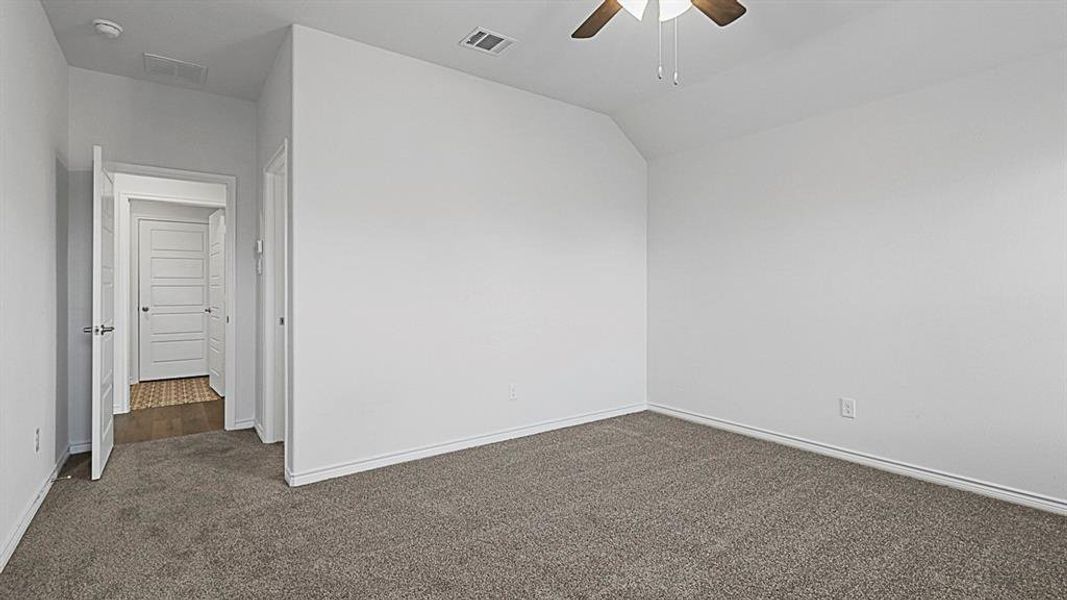 Spacious, unfurnished interior of a new home in Elevon, Lavon (Image 17). Spacious, unfurnished interior of a new home in Elevon, Lavon (Image 17).