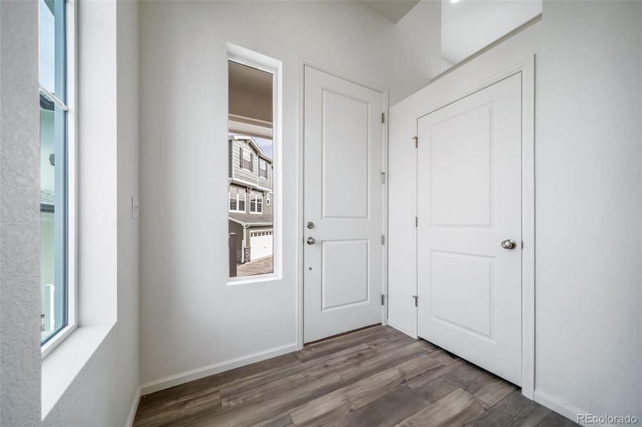 Spacious, unfurnished interior of a new home in Erie Highlands, Erie (Image 23).