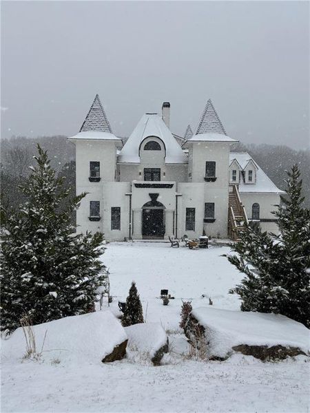 Image 53 of a home in .