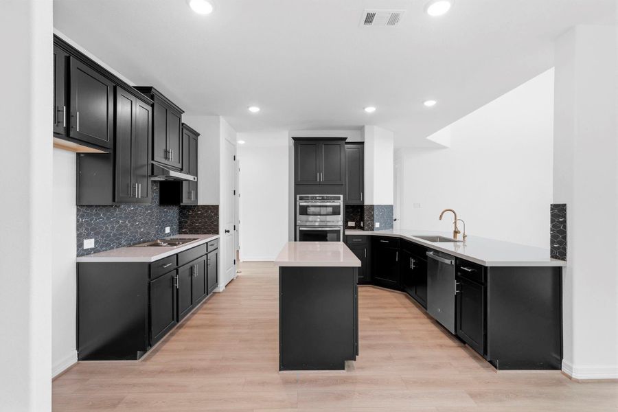 Furnished interior view inside a new home in Brookewater, Rosenberg (Image 17).