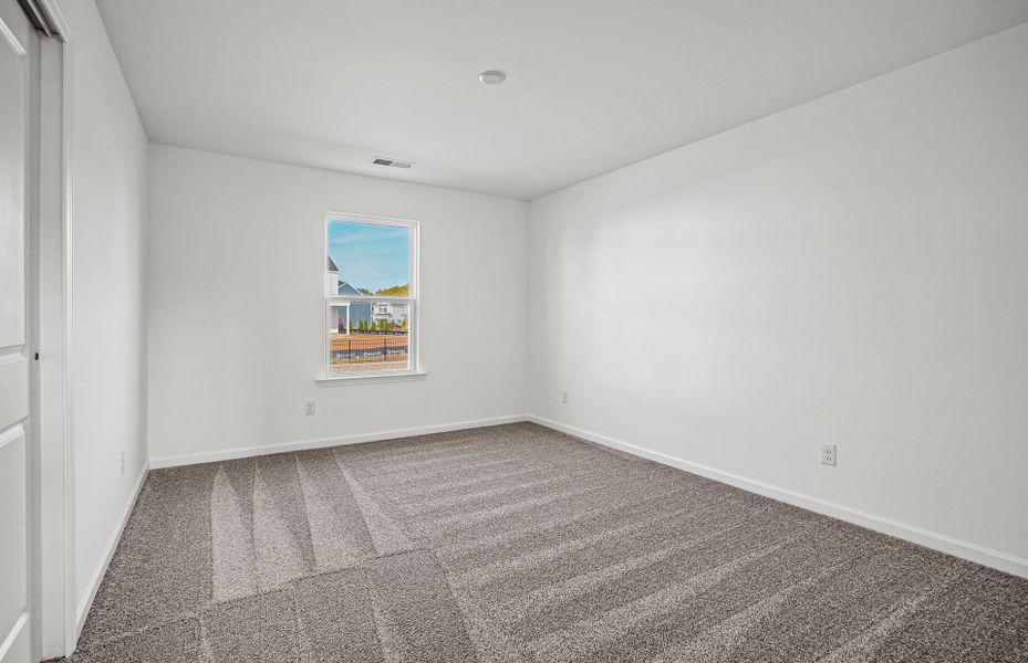 Spacious, unfurnished interior of a new home in Parkside Crossing, Charlotte (Image 43).