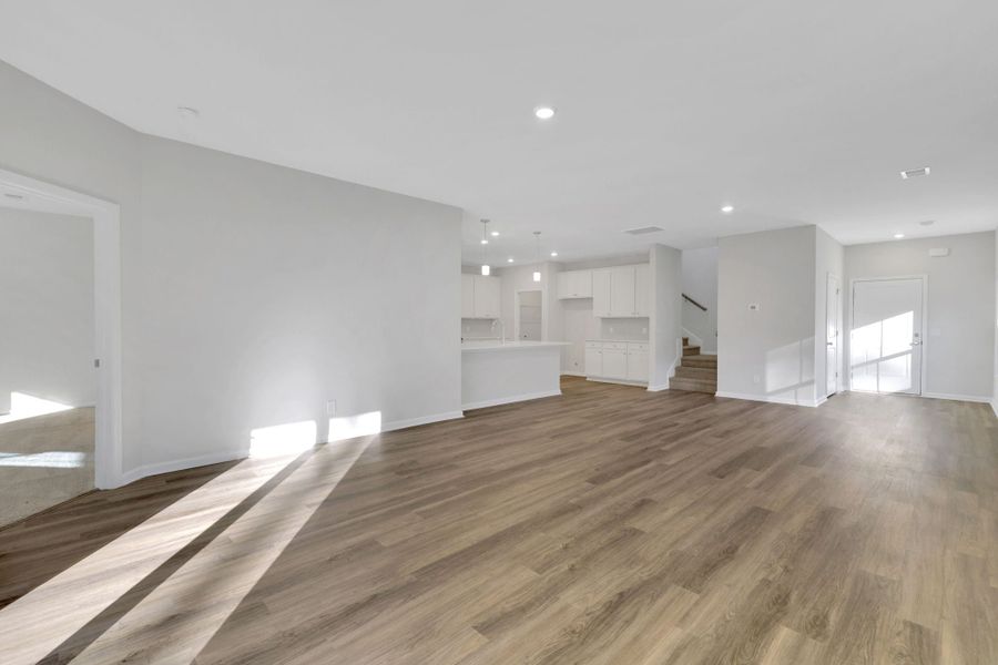 4br New Home in Pooler, GA.  - Slide 23