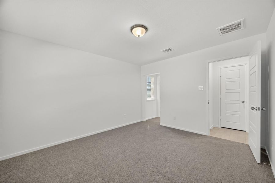 Spacious, unfurnished interior of a new home in Rollingbrook Estates, Baytown (Image 35). Spacious, unfurnished interior of a new home in Rollingbrook Estates, Baytown (Image 35).