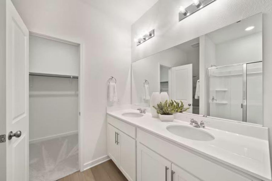 Photo of Centex model home with same floor plan, not of actual home listed. Photo of Centex model home with same floor plan, not of actual home listed.