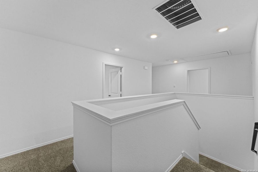 Spacious, unfurnished interior of a new home in Preserve at Medina, Von Ormy (Image 21). Spacious, unfurnished interior of a new home in Preserve at Medina, Von Ormy (Image 21).