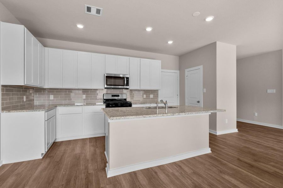 Furnished interior view inside a new home in Laurel Landing 50', Alvin (Image 10).