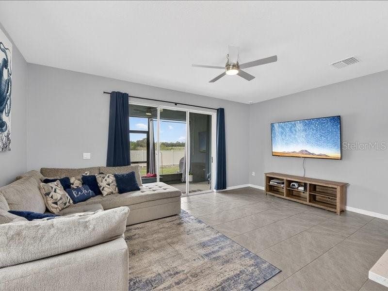 Furnished interior view inside a new home in , Apollo Beach (Image 19).