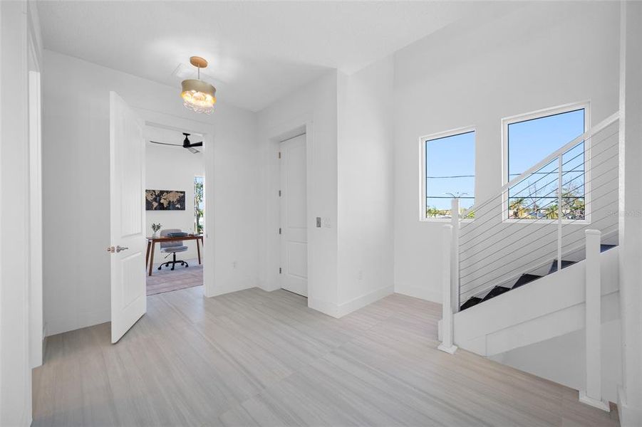 Spacious, unfurnished interior of a new home in , Treasure Island (Image 52).