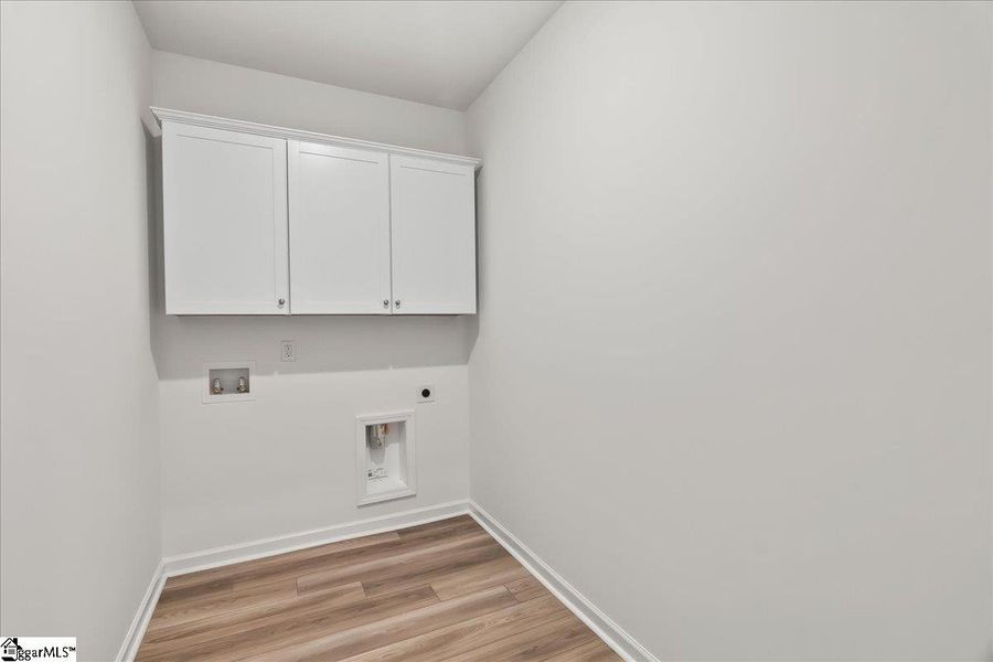 Spacious, unfurnished interior of a new home in Halton Oaks, Spartanburg (Image 16). Spacious, unfurnished interior of a new home in Halton Oaks, Spartanburg (Image 16).