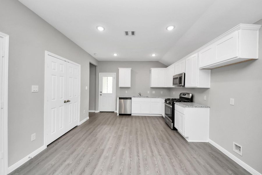 Image 27 of a home in . Image 27 of a home in .