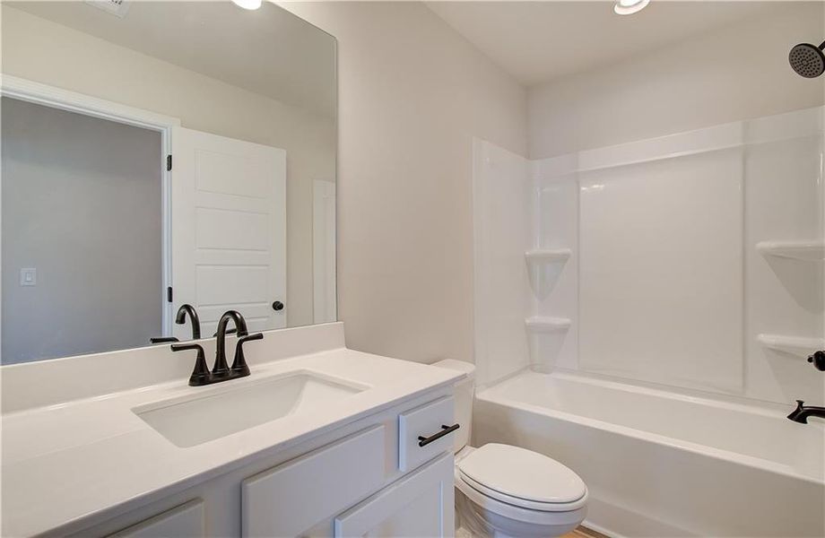 Furnished interior view inside a new home in Mallard’s Landing, Jefferson (Image 13).