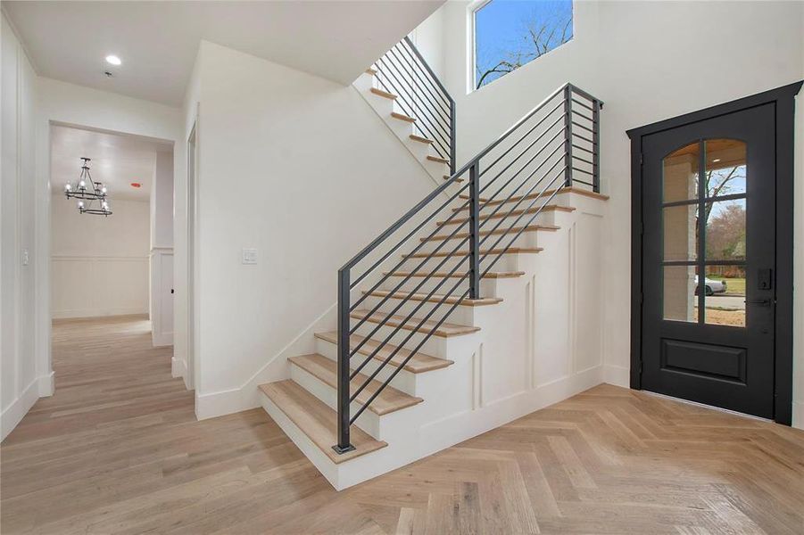 Spacious, unfurnished interior of a new home in , Richardson (Image 20).