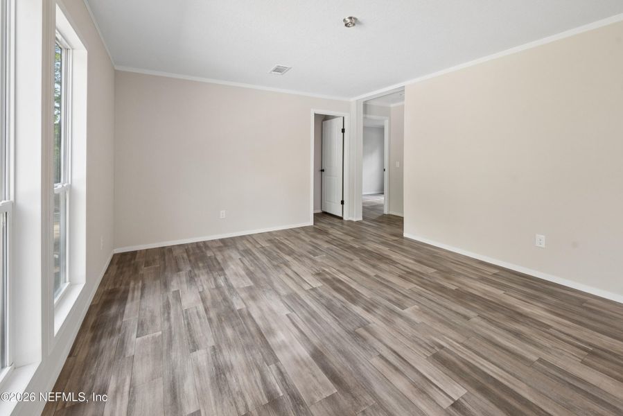 Spacious, unfurnished interior of a new home in , Starke (Image 14).